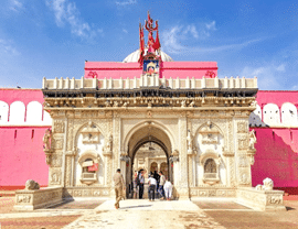 karni mata mandir - भारत का एक ऐसा मंदिर जहां होती है 25 हजार चूहों की पूजा